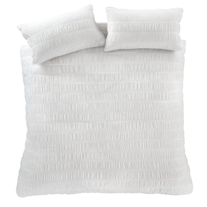 Catherine Lansfield Bedding Seersucker Duvet Cover Set with Pillowcases White
