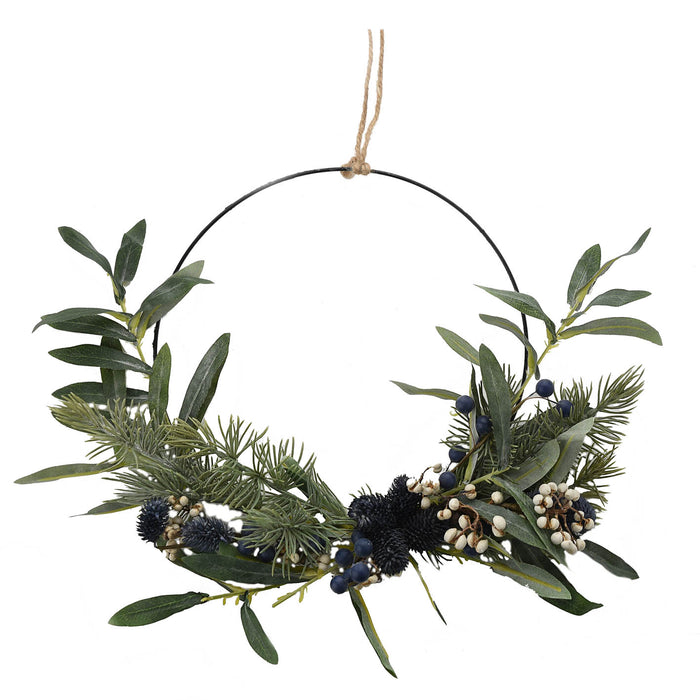 Foliage & Berries Christmas Decorative Wreath 45cm
